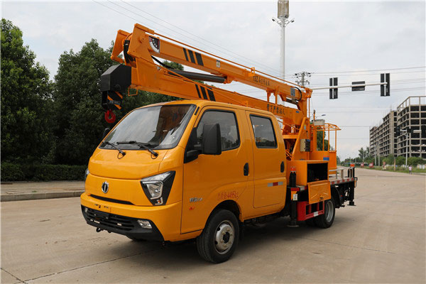 折疊臂式與直臂式高空作業(yè)車的劣勢與優(yōu)勢對比