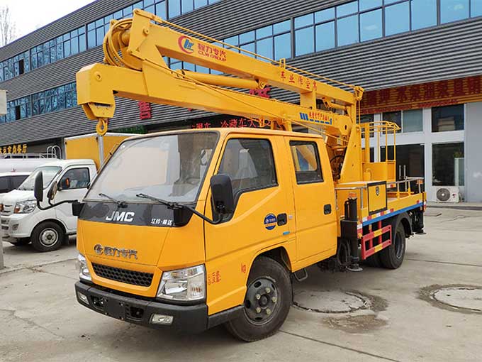 國六藍(lán)牌江鈴12米高空作業(yè)車