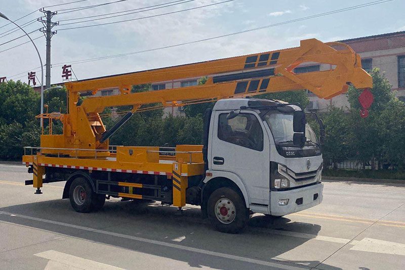 東風(fēng)多利卡16米-18米高空作業(yè)車