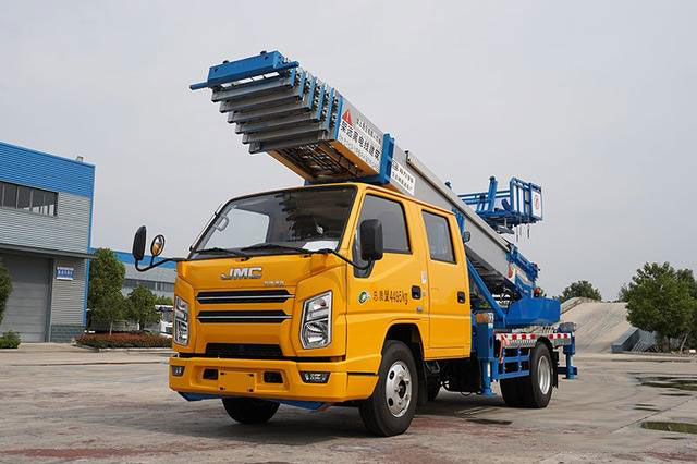 32米藍(lán)牌云梯車