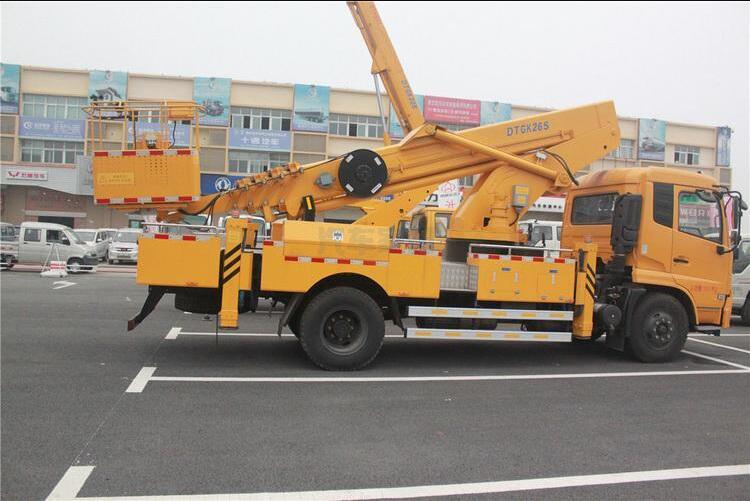 國六東風(fēng)天錦32米伸縮臂高空作業(yè)車
