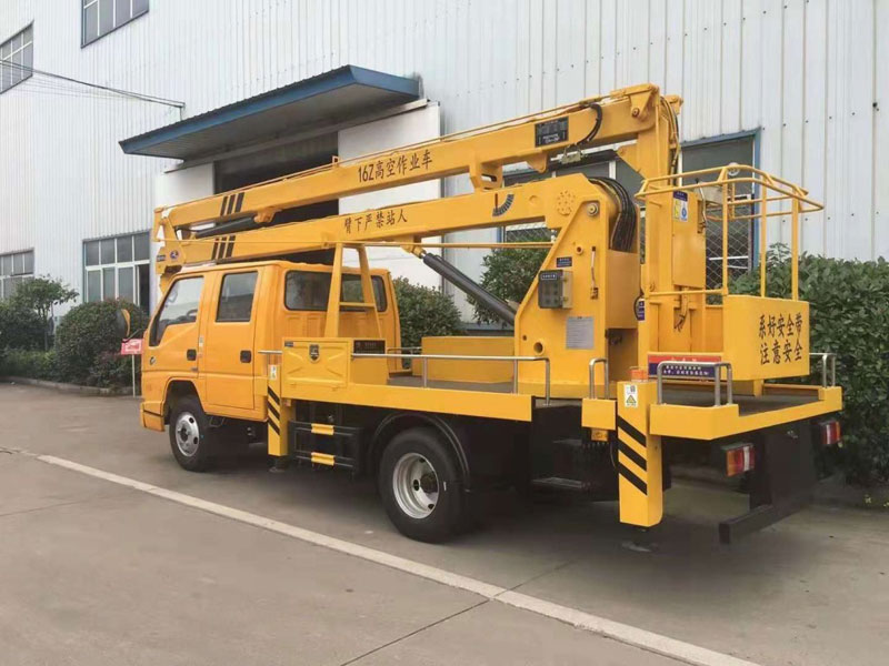 江鈴16米雙排高空作業(yè)車