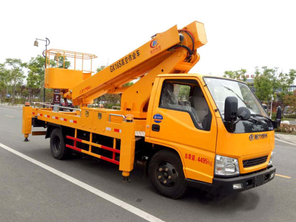 國六江鈴藍(lán)牌高空作業(yè)車配置介紹