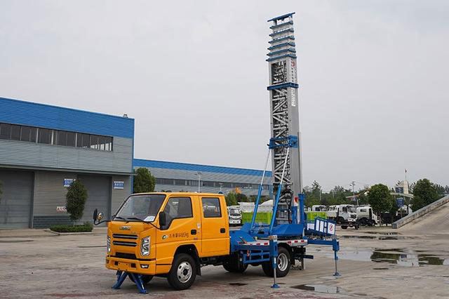 藍牌江鈴32米云梯車