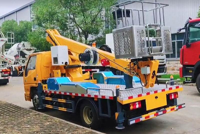 江鈴順達(dá)國六21米直臂式高空作業(yè)車