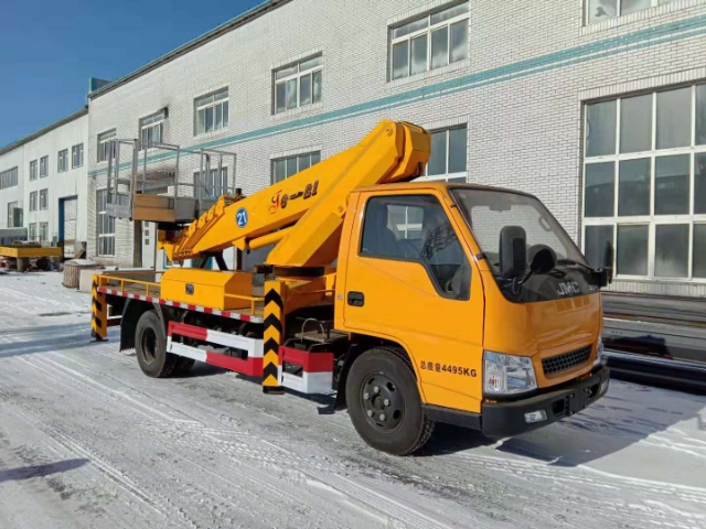 江鈴21米伸縮臂式高空作業(yè)車
