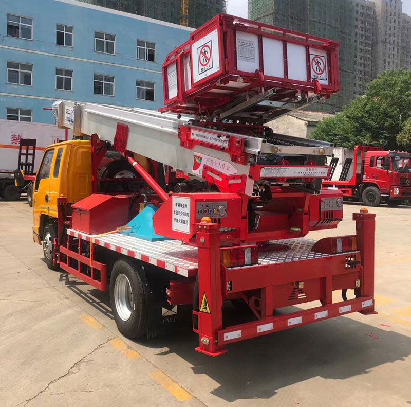 32米高空云梯車(chē)