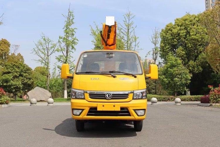 東風(fēng)途逸22米藍(lán)牌單排伸縮臂高空作業(yè)車