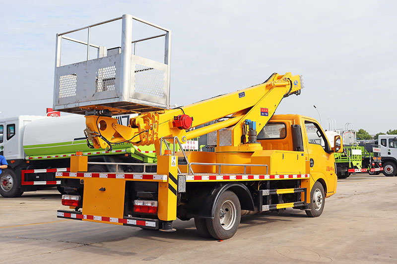 國六東風途逸16米藍牌單排伸縮臂高空作業(yè)車