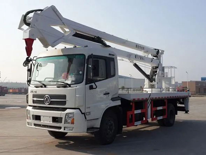 程力威高空作業(yè)車