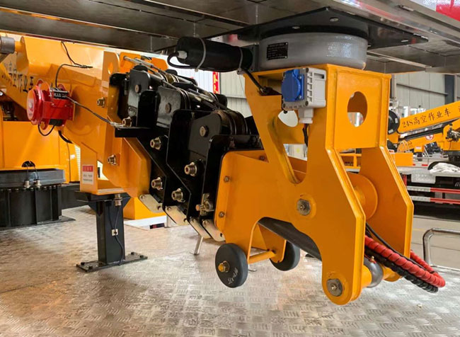 江鈴順達(dá)26米藍(lán)牌高空作業(yè)車