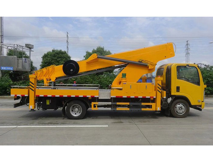 24米折臂高空作業(yè)車-路燈維修-橋梁維護(hù)-廣告安裝專用車