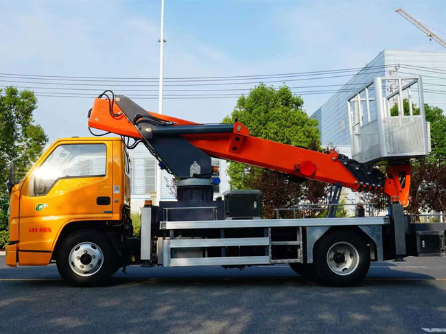 定制24米江鈴順達高空作業(yè)車