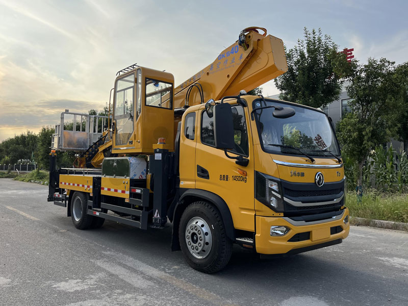 東風(fēng)40米高空作業(yè)車