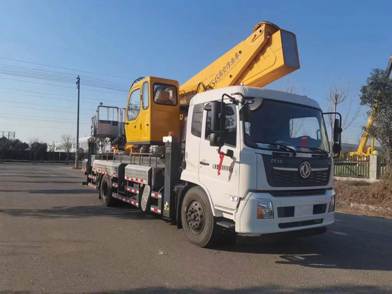 45米東風(fēng)天錦高空作業(yè)車(chē)