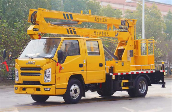 藍牌江鈴16米曲臂高空作業(yè)車