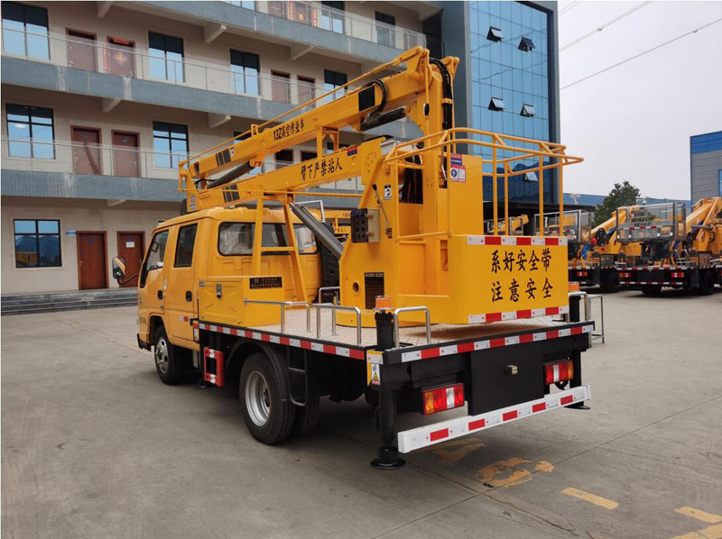 江鈴順達(dá)13米高空作業(yè)車