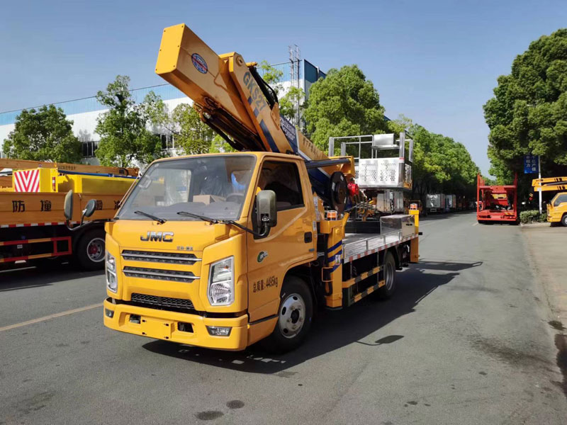 江鈴藍(lán)牌27M直臂伸縮式高空作業(yè)車(chē)-CL5042JGKA6DS
