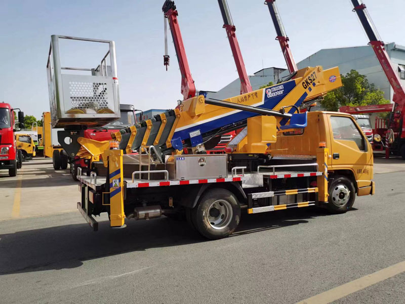 江鈴藍(lán)牌27M直臂伸縮式高空作業(yè)車(chē)-CL5042JGKA6DS