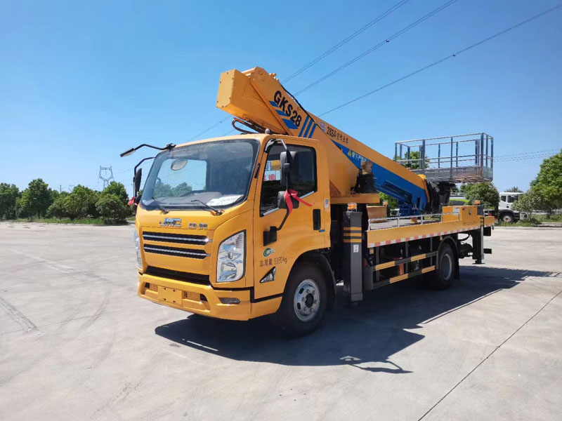 國(guó)六江鈴28米高空作業(yè)車(chē)