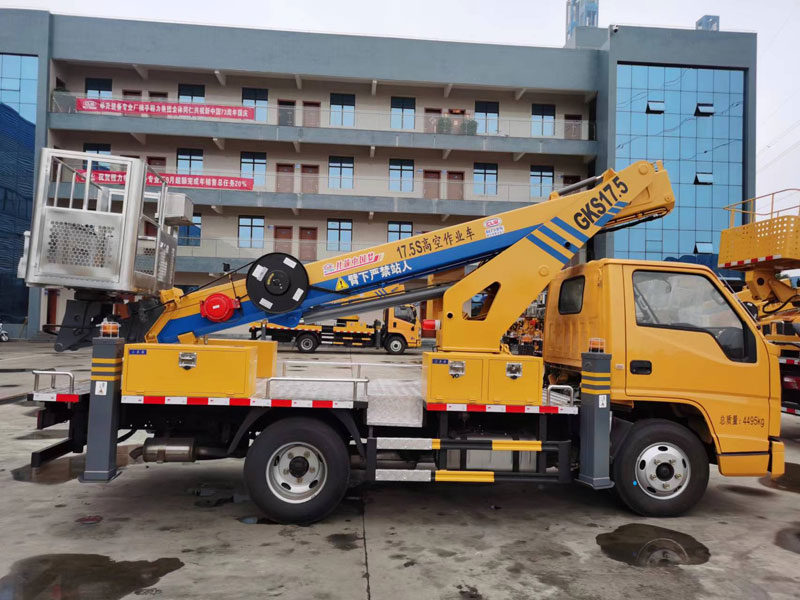 國六江鈴藍牌17.5米直臂伸縮式高空作業(yè)車