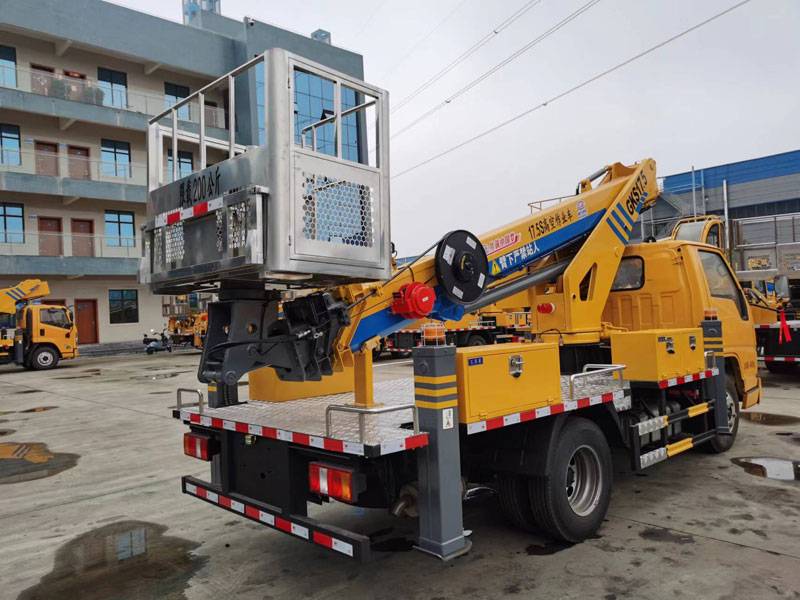 國六江鈴藍牌17.5米直臂伸縮式高空作業(yè)車