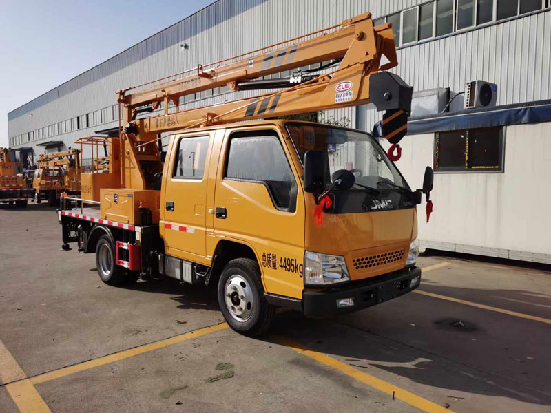 江鈴順威13米藍(lán)牌折臂高空作業(yè)車(chē)