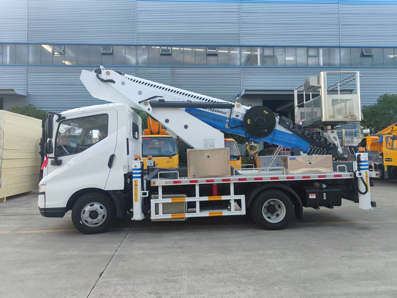 比亞迪混動(dòng)33米直臂高空作業(yè)車